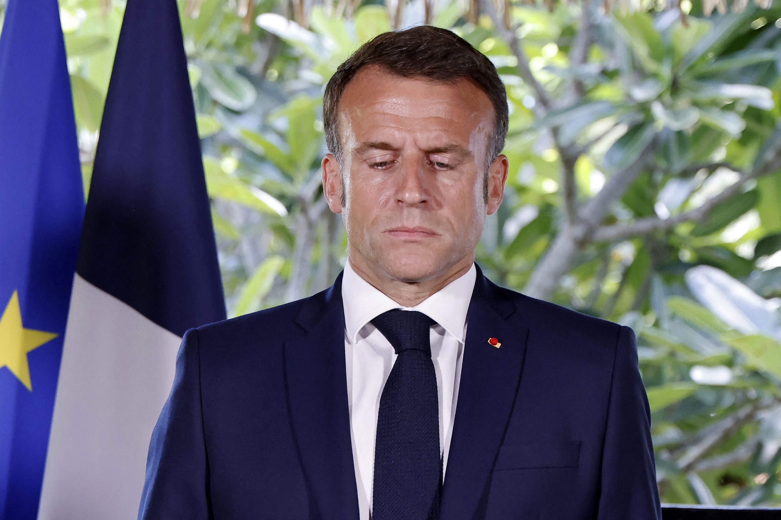 Macron stood for a minute of silence for the victims of deadly clashes in New Caledonia